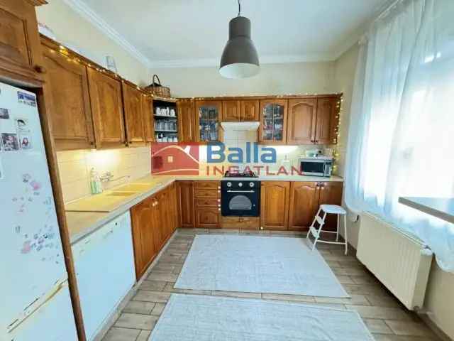 Biatorbágy Családi Ház Eladó 210 nm 4 Szoba