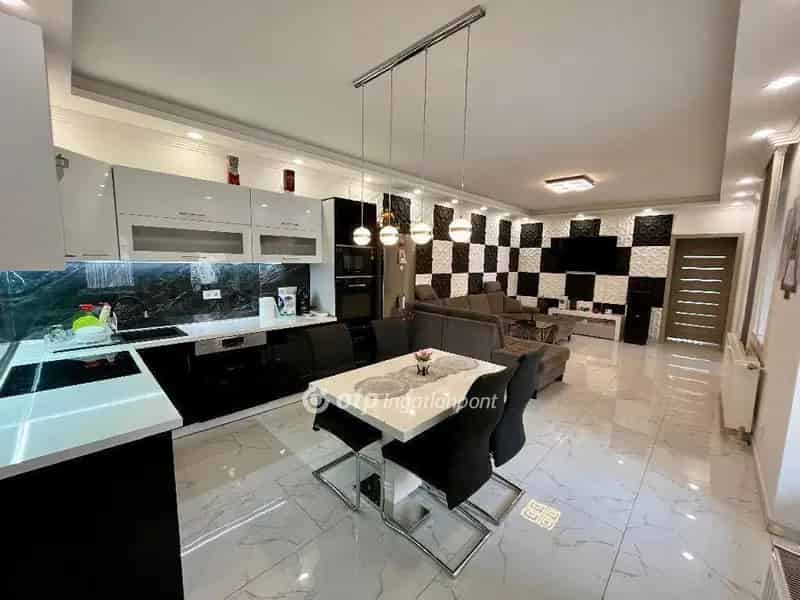 120 m2-es Felújított Családi Ház Nyíregyházán