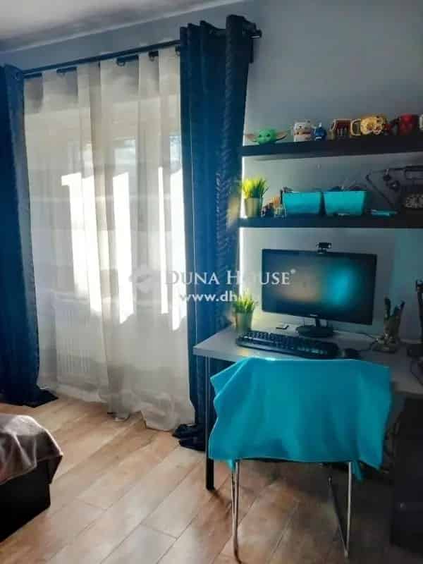 79 nm-es felújított családi ház Debrecen kertvárosában