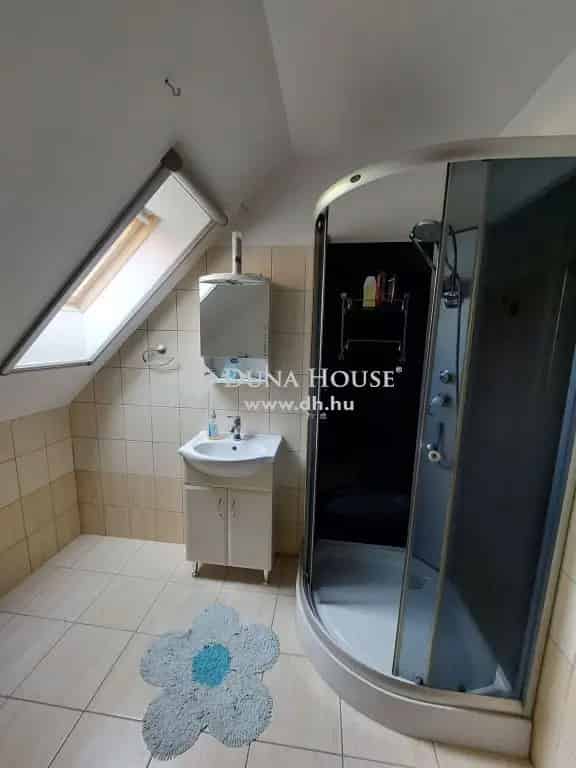 Bonyhádi Luxus Családi Ház Eladó - 300m2 - Szauna - Napelemek