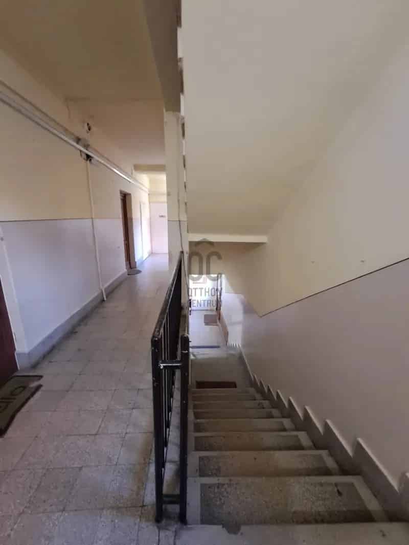 Debrecen Nagyerdő 72 nm-es 2 szobás lakás eladó