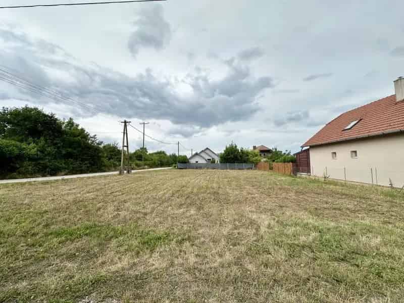 Balatonudvari építési telek eladó - 806 m² - Falusi CSOK