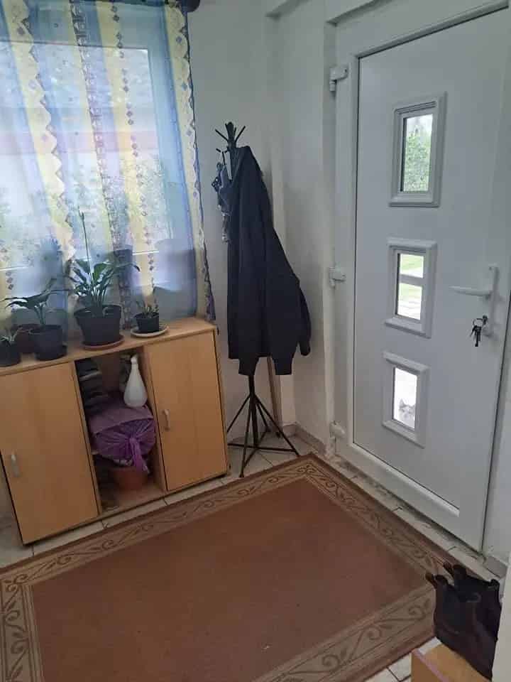 Balkány 69nm-es családi ház eladó - felújított, nyugodt környezet