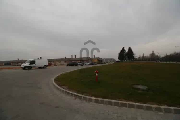 Kistarcsa üzleti ingatlan kiadó - raktár 111-478 m2