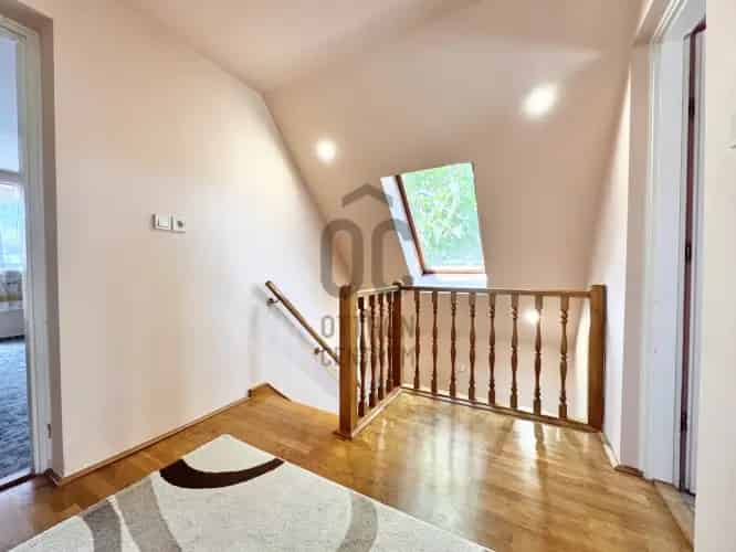 Győri eladó családi ház, H505354