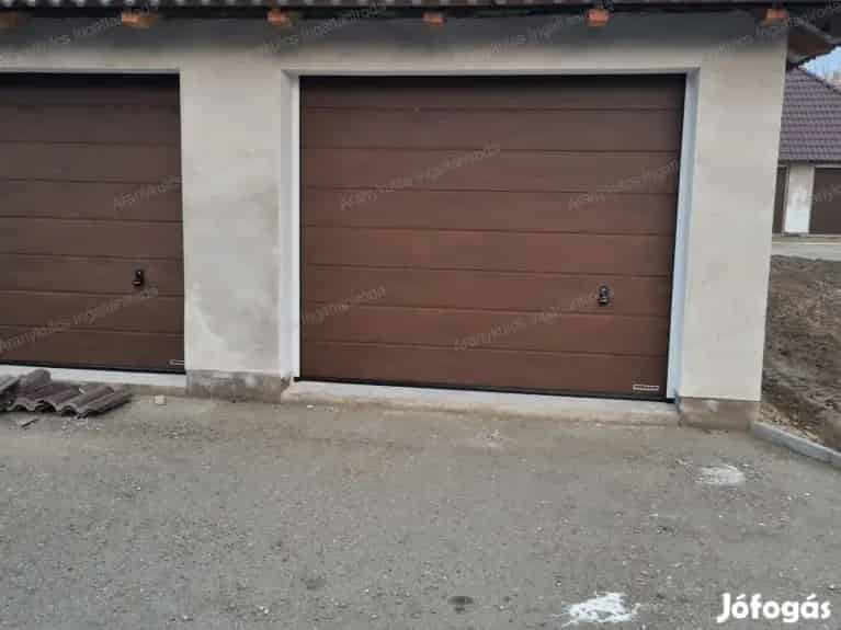 Eladó Garázs Gyulán a Paradicsomban
