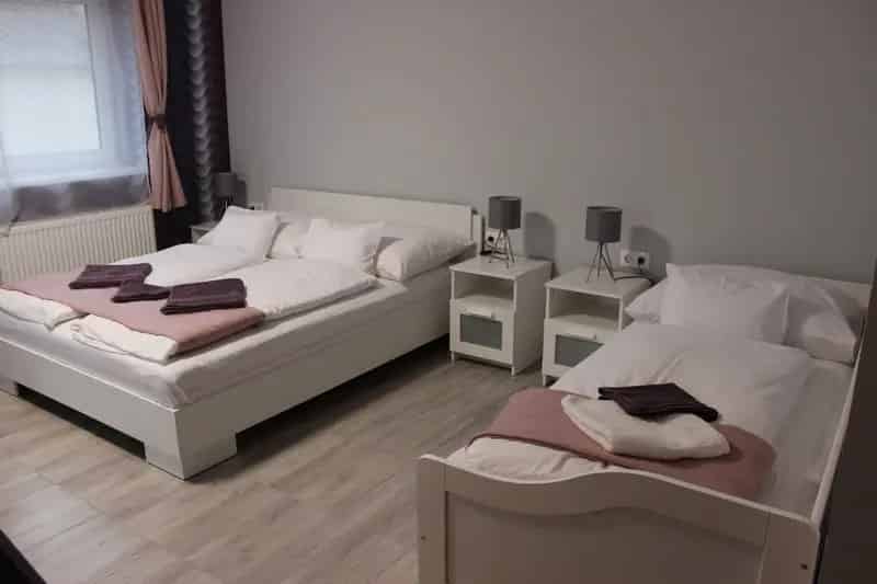 Szilvásvárad Luxus 6 Apartmanos Családi Ház Eladó