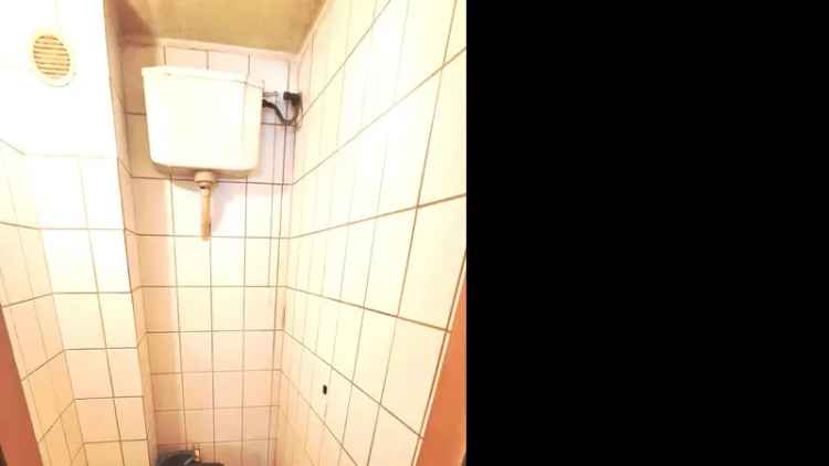 Csakvar kozeli felujitando csaldi haz 5 szobaval