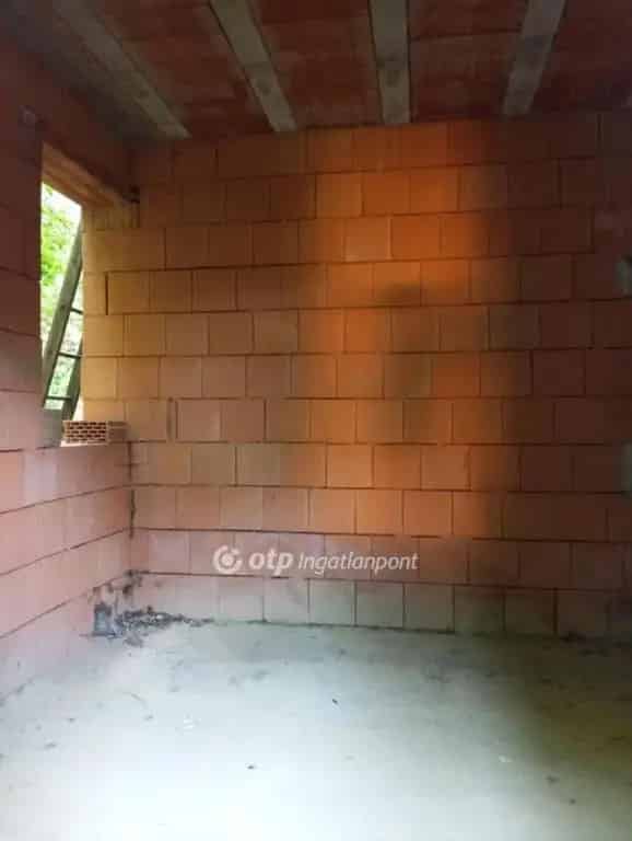 Noszvaj hétvégi ház eladó - 56 m2, 555 m2 telekkel