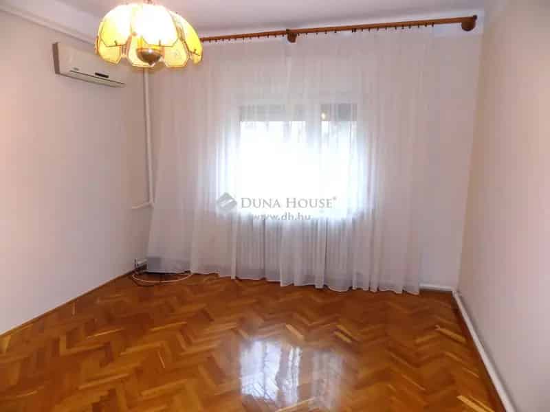 Debrecen Csapókert 5 szobás családi ház eladó