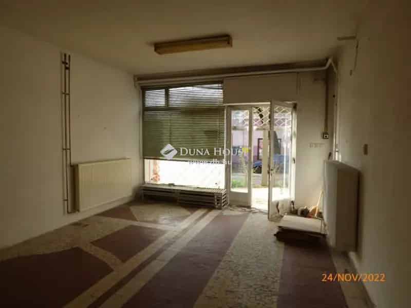 Karád - 225 54 m2-es ingatlan eladó - Bankfiók és üzlethelyiség