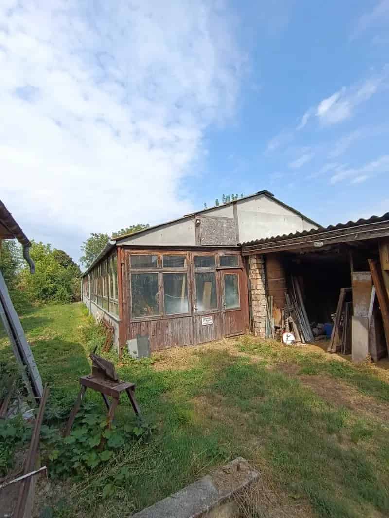 Sárszentmihályi 2150 m2-es Építési Telek 280 m2 Műhellyel