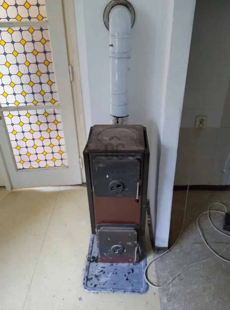 Héregi 1 1 szobás ház 1618 m2 kerttel és borospincével