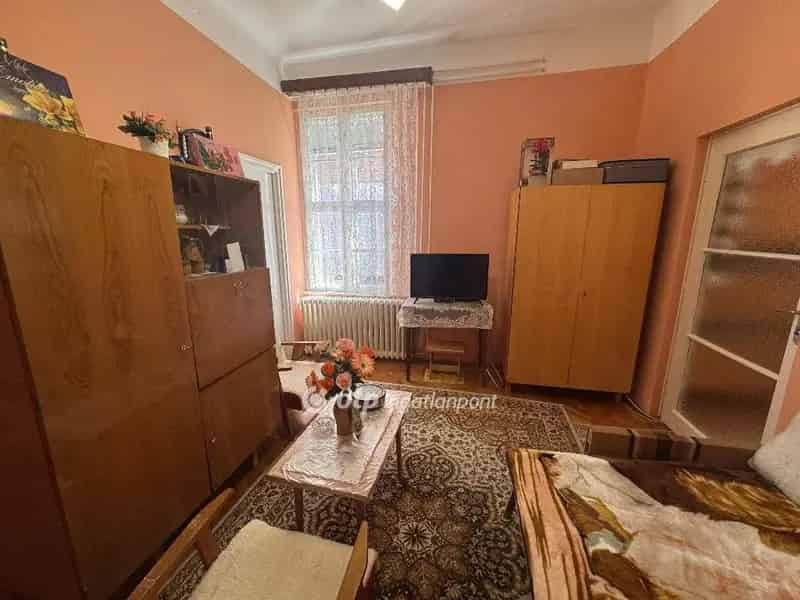 Ház Kiadó , Debreceni járás, Alföld és Észak