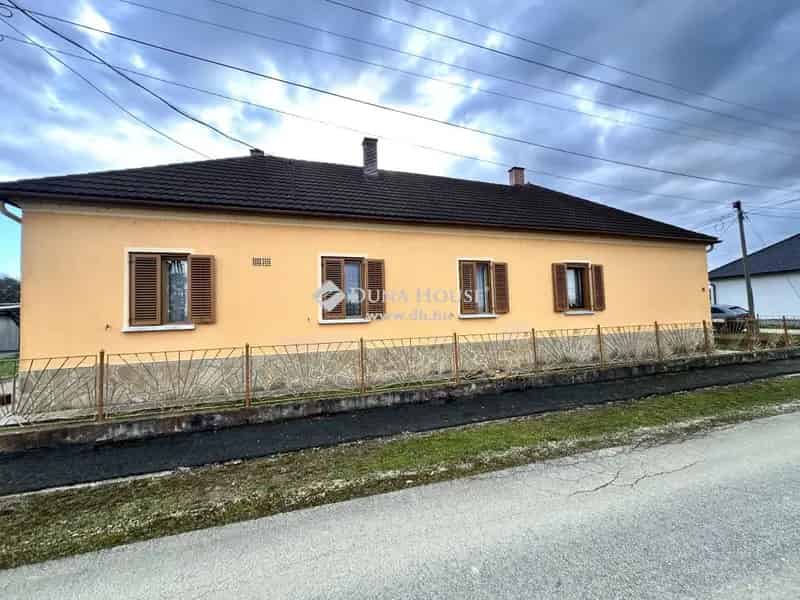 Szentgotthárd 5 szobás családi ház eladó garázzsal