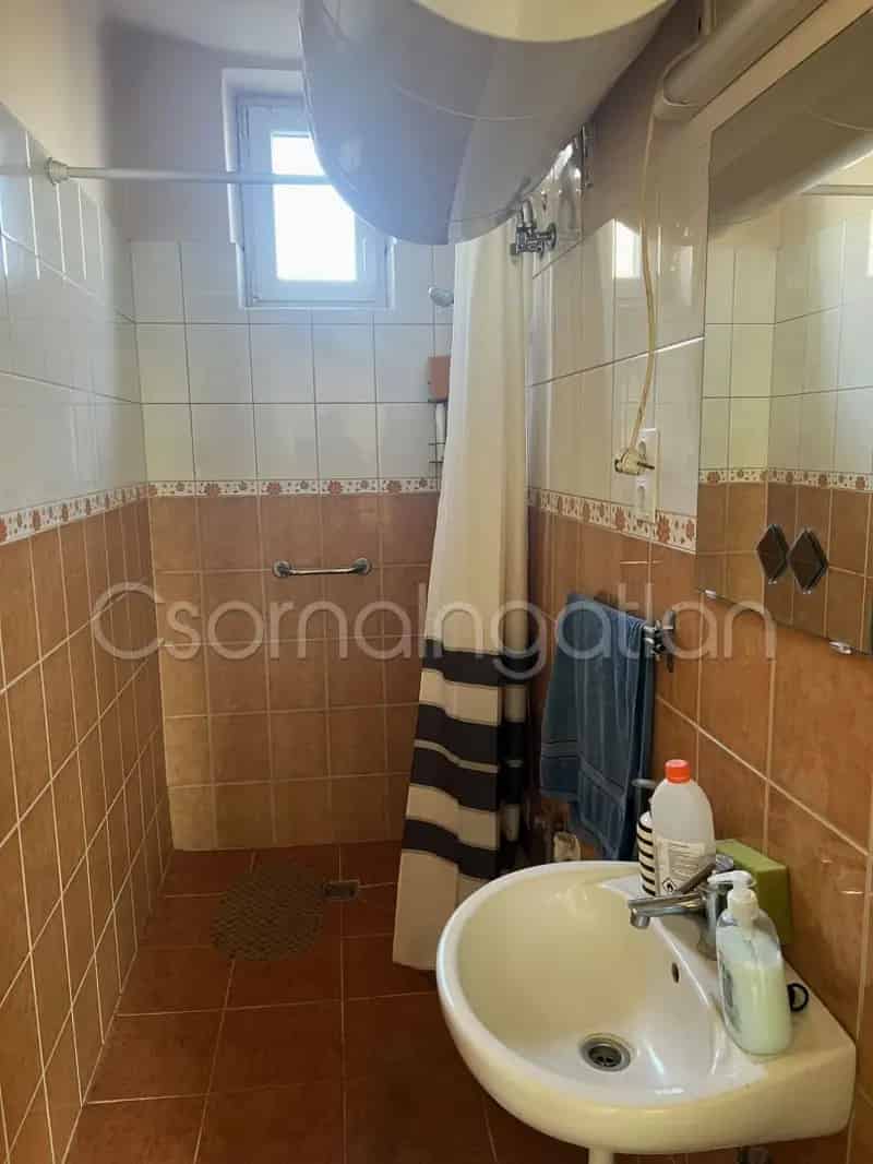 Potyond 81 m2-es családi ház eladó 1212 m2-es telken