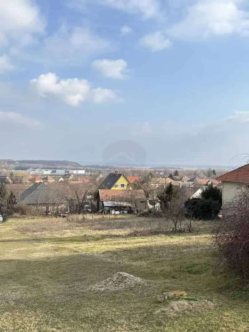 Pákozd 1241m2-es Telek Eladó - Kiváló Befektetés