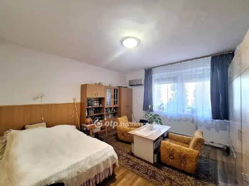 Nemesvámos többgenerációs családi ház eladó