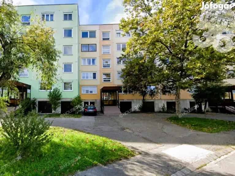 Dupla garázs eladó Kecskemét Belvárosában