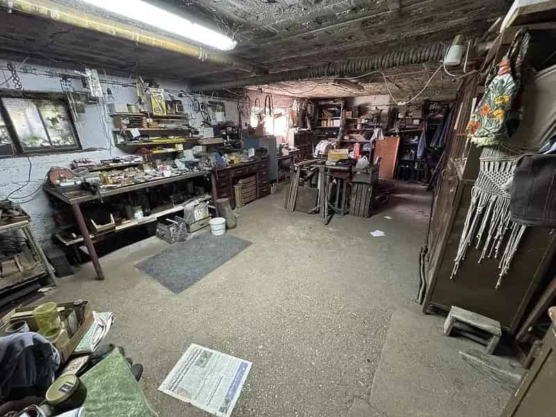 Budakalász családi ház eladó 135 nm szuterénnel 1094 nm kerttel