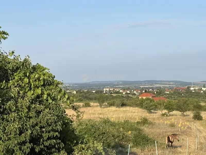 Telek eladó Szentendrén Kőhegyen panorámás kilátással