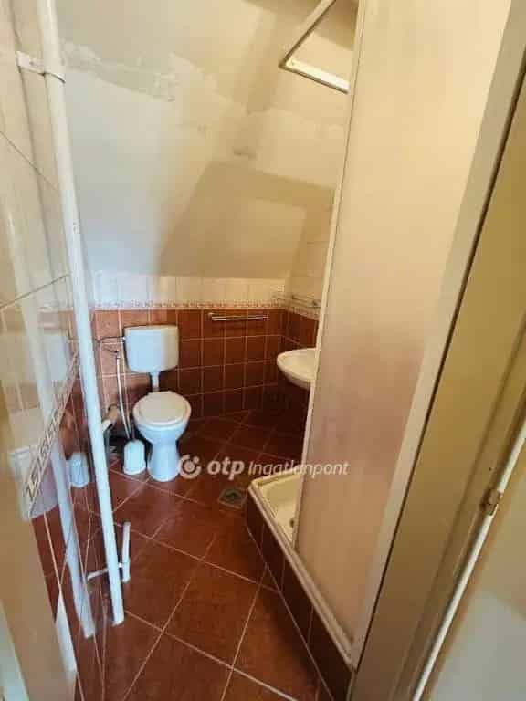 Debrecen Geréby Telep 170 nm-es 5 szobás családi ház 75 nm-es szuterénnel