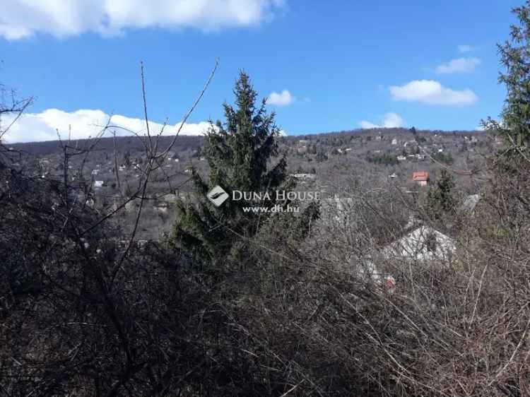 Eladó telek Naphegy dűlőn panorámás 1443 nm dél-nyugati tájolással