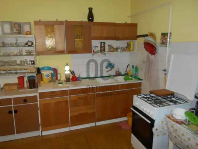 Tiszabezdédi családi ház eladó - 3 szoba, garázs, nagy telek