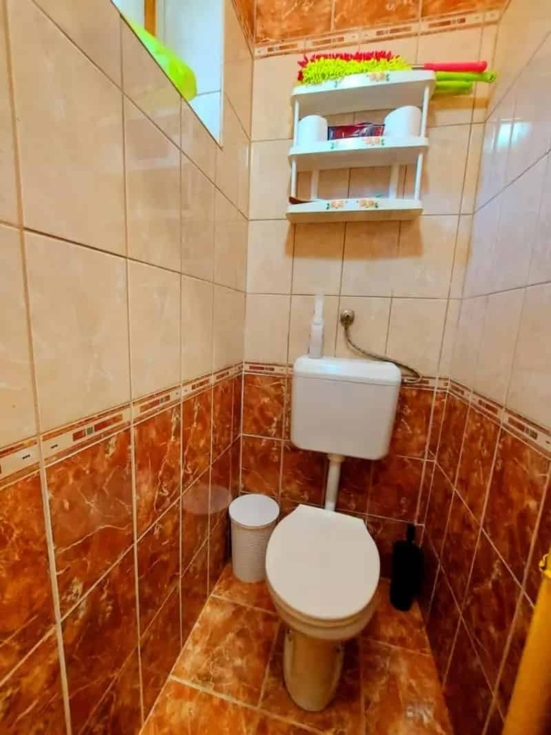 Felújított családi ház 3 hálószobával és nagy kerttel