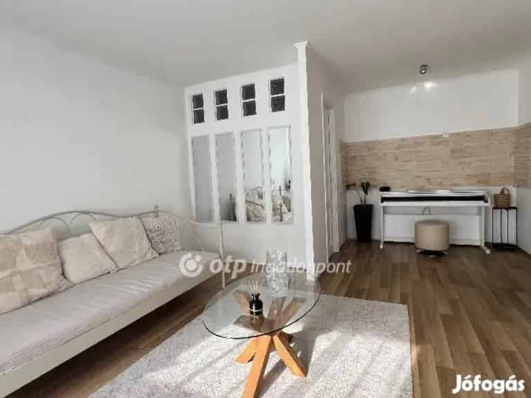 Eladó Ház Egerszalók - Felújított Családi Ház Apartmanházként is