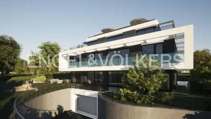 Uj epiteesu lakas hatalmas privat kerttel II kerulet