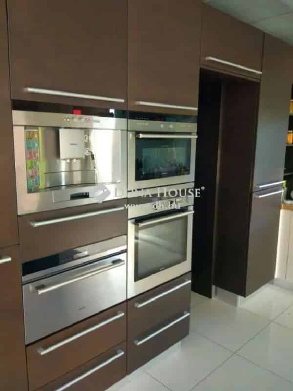 Luxus Balatonlelli Villa 5 Apartmannal Medencével és Szaunával