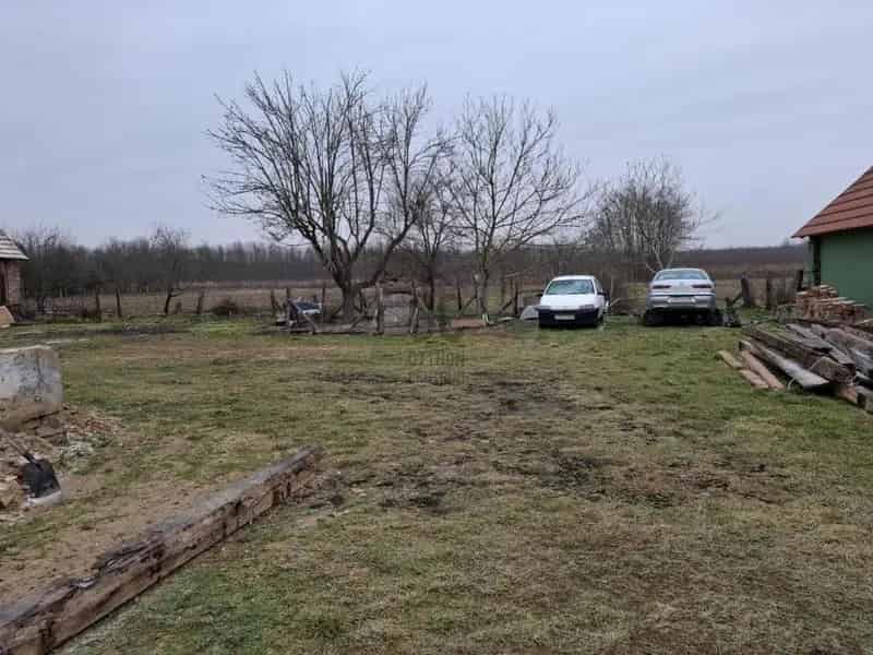 80 m2-es ház Somogycsicsón 2843 m2 telekkel eladó