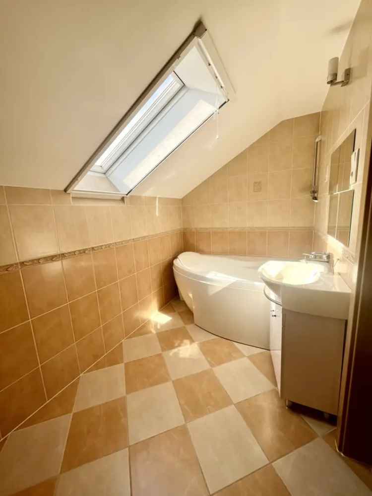 129 m2-es 5 szobás családi ház eladó