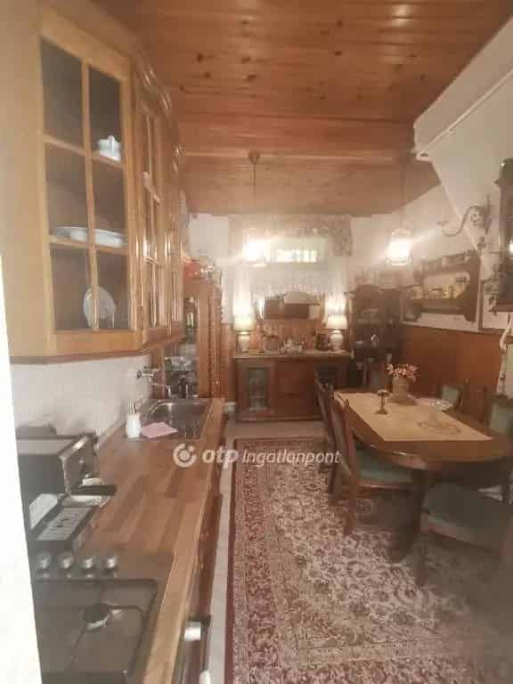 Békés belváros közeli 165 m2-es családi ház eladó