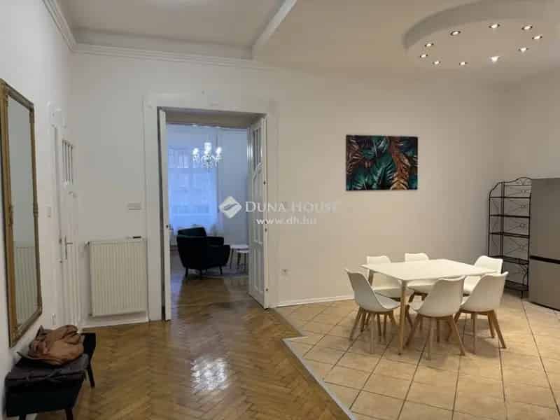 Szecessziós Lakás Budapest II Keruletben 86 nm