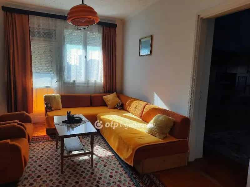 Gyulai családi ház eladó Románvároson - 192 m2 - 3 szoba + nappali