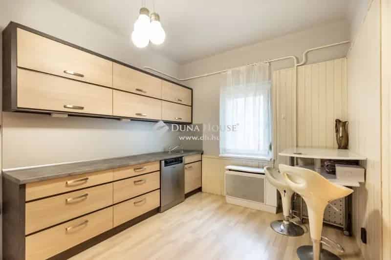 Szeged Jósika utca 80 nm 3 szobás lakás eladó
