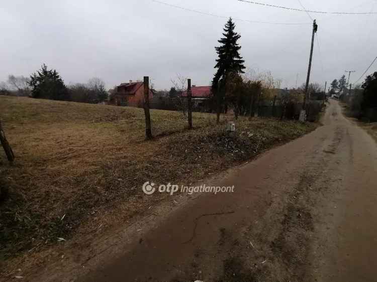 1451 m2-es Telek Eladó Debrecen Közelében Martinkán