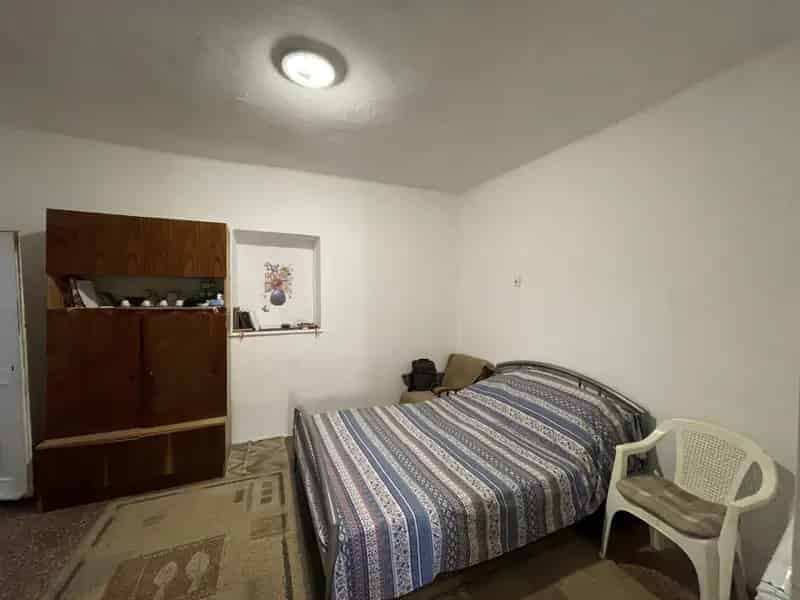 81 m² 3 szobás családi ház 4878 m² telken Mezőzomborban