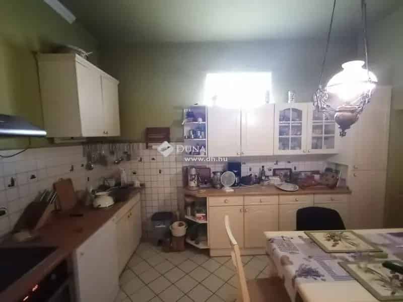 Kétgenerációs családi ház eladó Gyömrőn