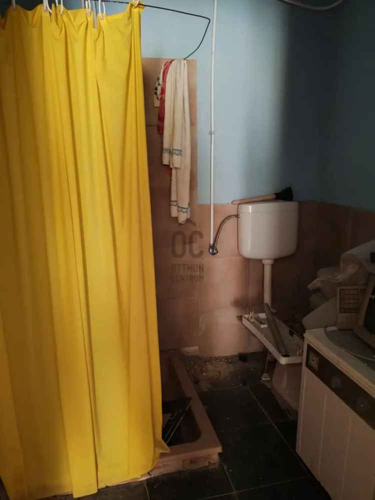 Lepsényi zártkerti ingatlan eladó - 2 szoba, 1726 nm telek