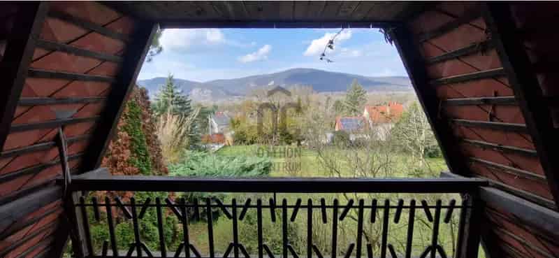 Esztergomi panorámás telkek eladó - két ház építhető