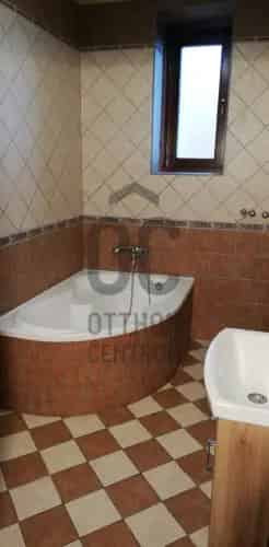 Fonyód panorámás villa eladó 8 apartmannal