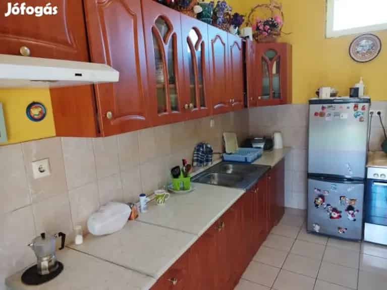Családi ház eladó Kökényben 98 nm 3 szoba