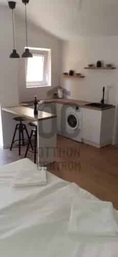 Szekszárdi eladó panzió 3 apartmannal UZ017768