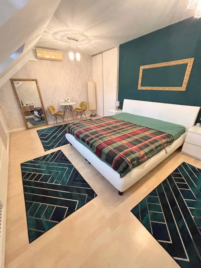 Ház Kiadó , Szombathelyi járás, Dunántúl