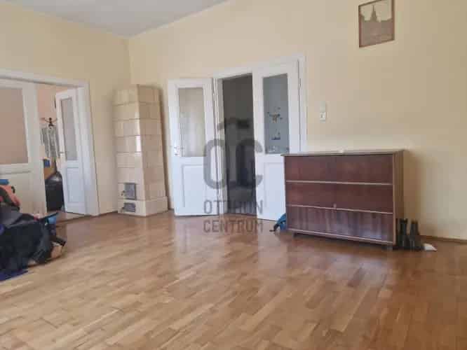 Csurgói családi ház eladó - 4 szoba, 2 garázs, nagy telek