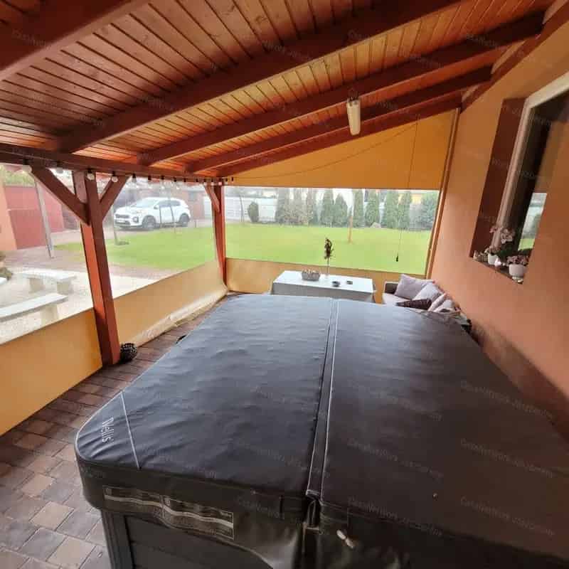 Jászapáti családi ház eladó felújított 3 szoba garázzsal