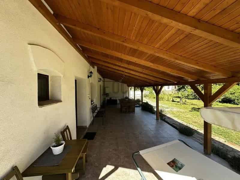 144m2 Felujitott Családi Haz 2 Generációnak Vas Megyében